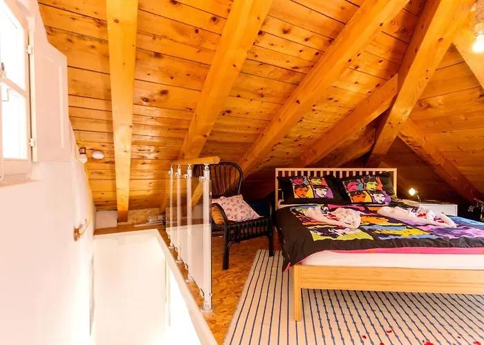 Summer Dream Old City Apartment